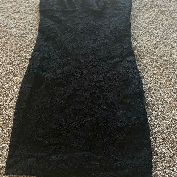 TopShop Plunge Neckline Lace Bodycon Dress - Picture 5 of 5